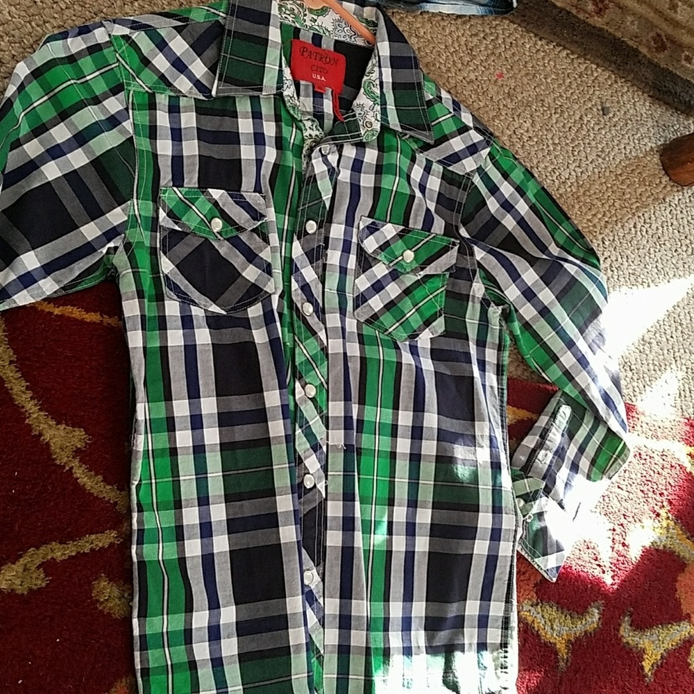 L9ng sleeve shirt